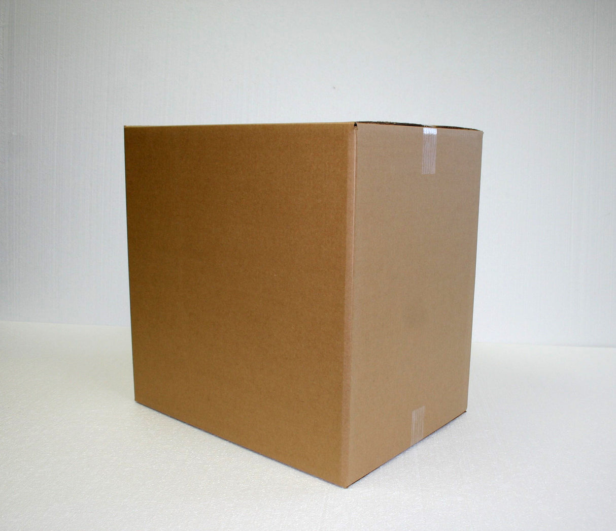 X-Large Moving Box 24 X 18 X 24 ( 6.1 cuft)