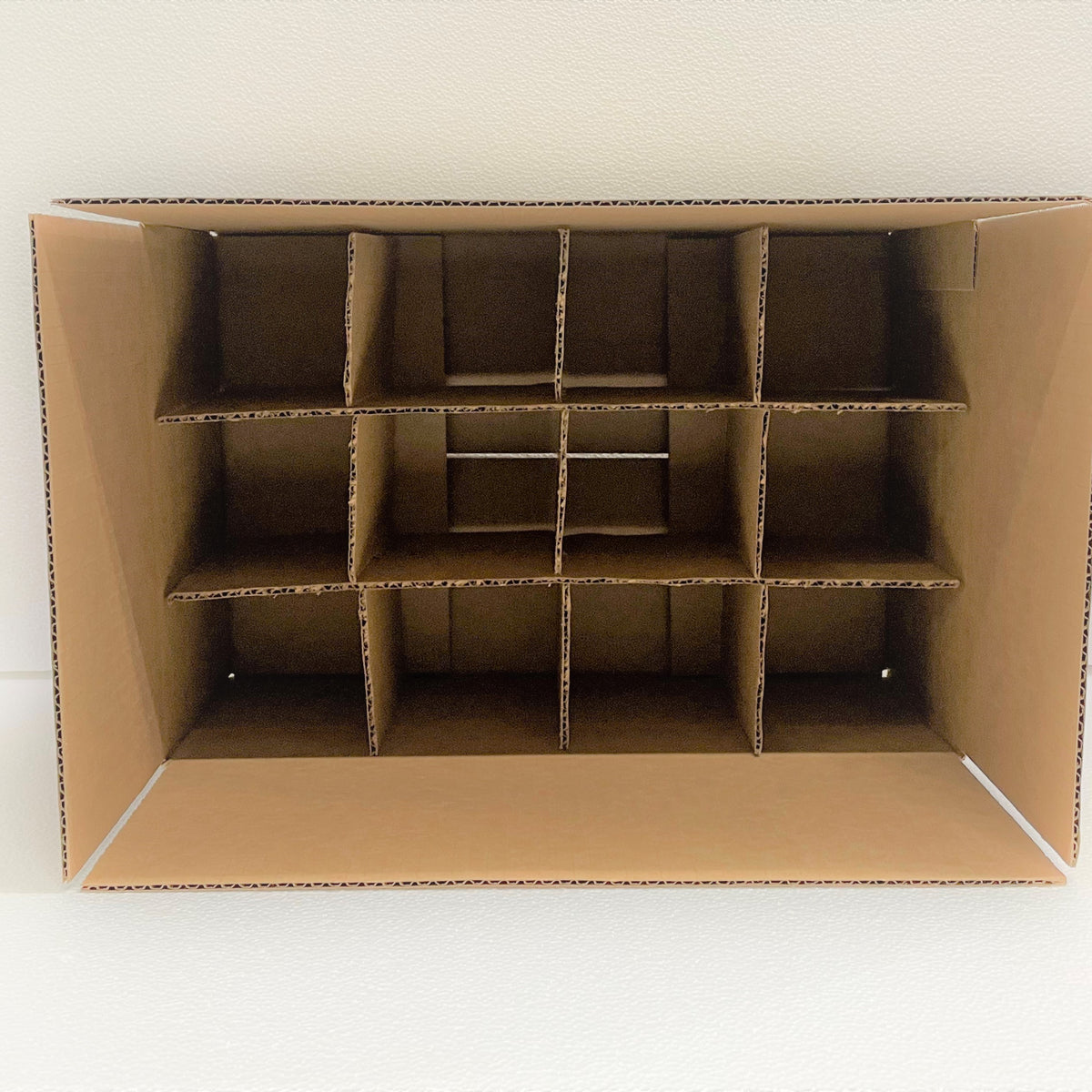 Divided Glass Box 18 x 12 x 12 (24 slots) – Boxes 4 U